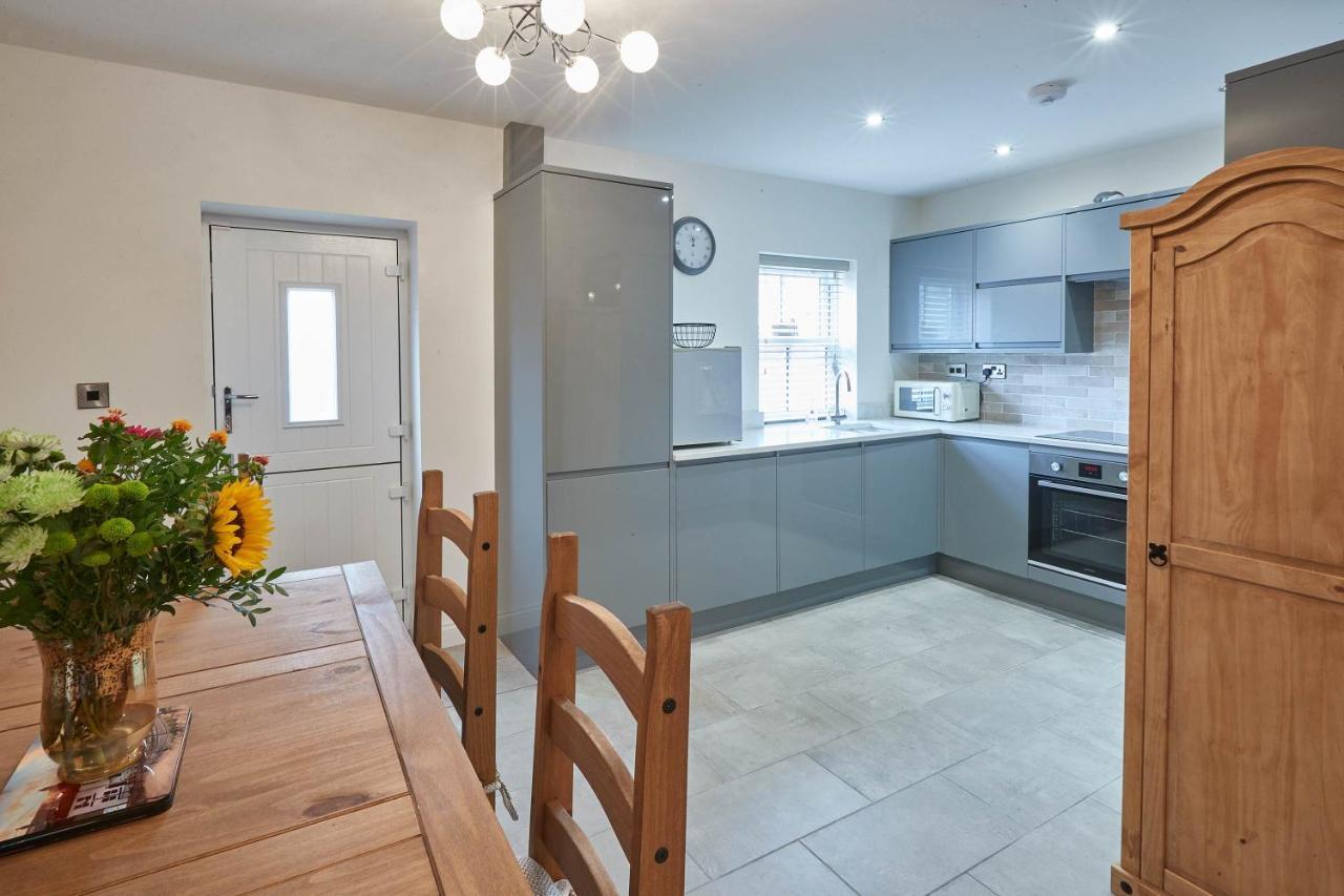 Host & - No 5 Hoggarths Yard Holiday home *